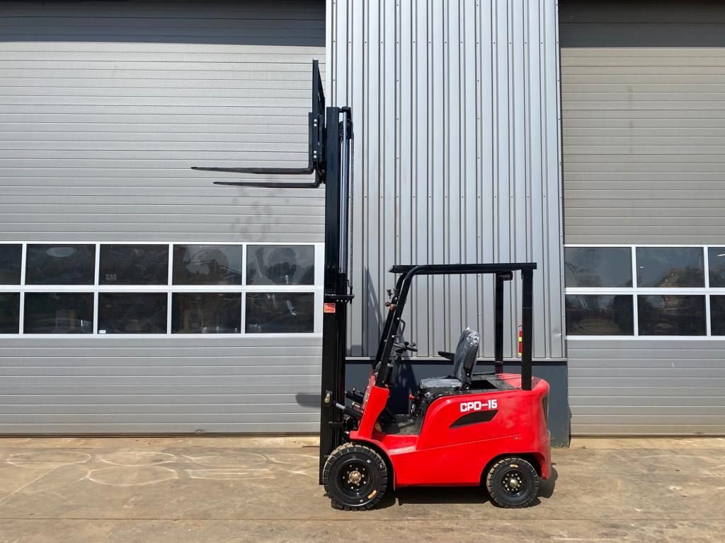 Frontstapler des Typs Sonstige EASY LIFT CPD15, Gebrauchtmaschine in Velddriel (Bild 11)