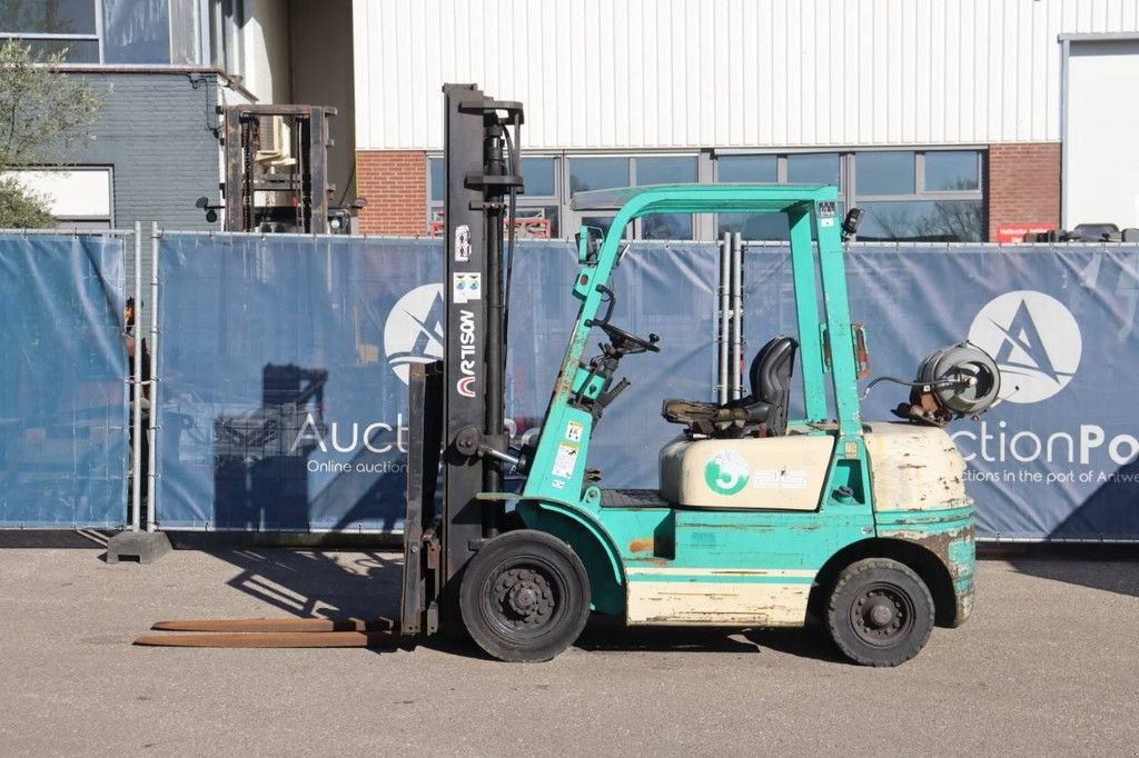 Frontstapler типа Sonstige FG 25, Gebrauchtmaschine в Antwerpen (Фотография 2)