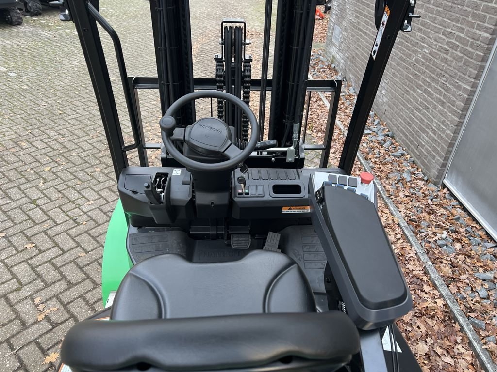 Frontstapler of the type Sonstige Hangcha CPD35-XD6-SI21 Heftruck, Neumaschine in Laren Gld (Picture 3)