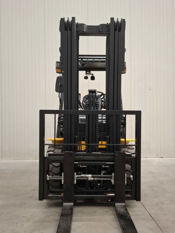 Frontstapler типа Sonstige Hangcha CPD35-XEY2HA-SI, Neumaschine в Barneveld (Фотография 3)