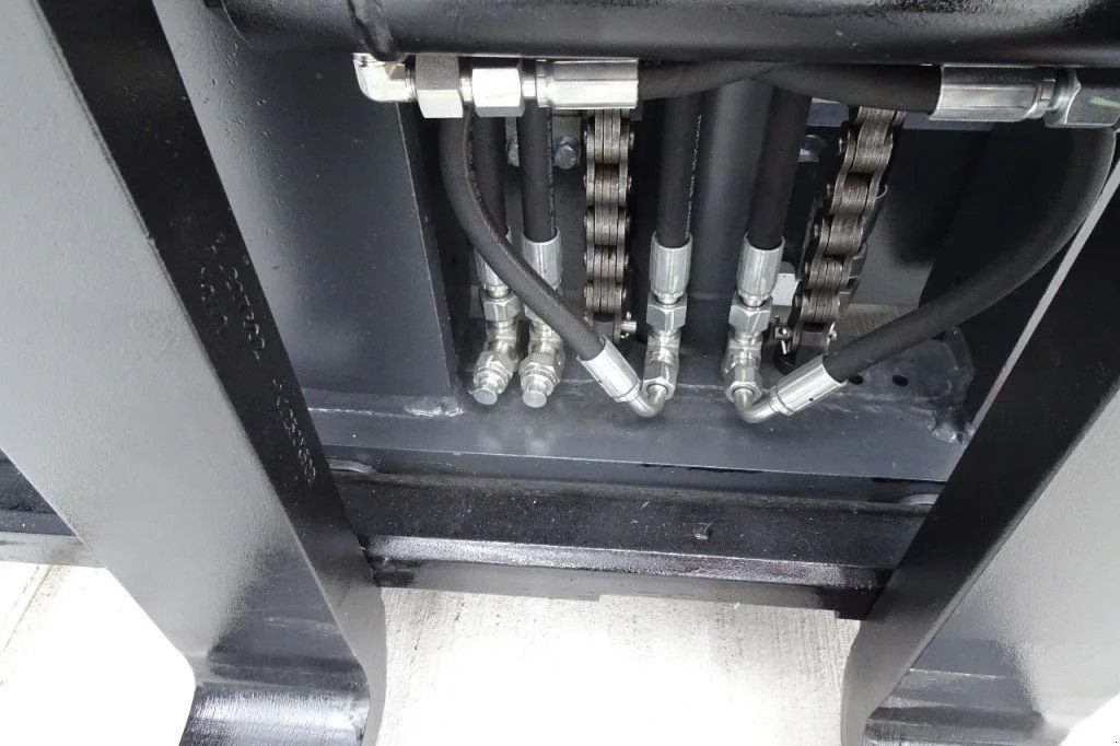 Frontstapler des Typs Sonstige HEFTRUCK Baoli KBD25 Halfcabine ., Neumaschine in Losdorp (Bild 7)