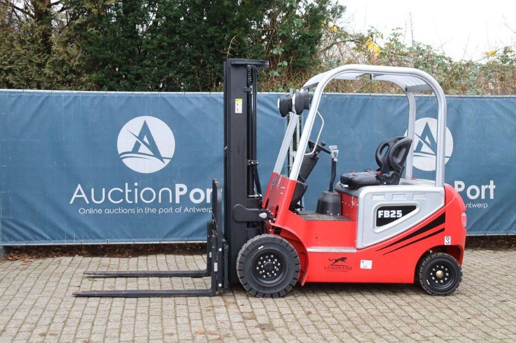 Frontstapler typu Sonstige Landward FB25, Gebrauchtmaschine v Antwerpen (Obrázek 1)