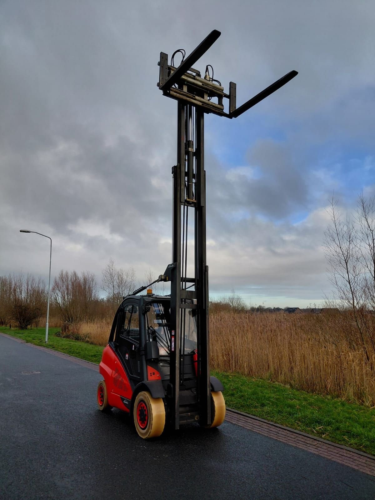 Frontstapler del tipo Sonstige linde h 50 gas h50, Gebrauchtmaschine en Boven-Leeuwen (Imagen 3)