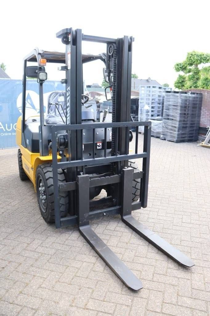 Frontstapler от тип Sonstige LTMG FD40, Neumaschine в Antwerpen (Снимка 7)