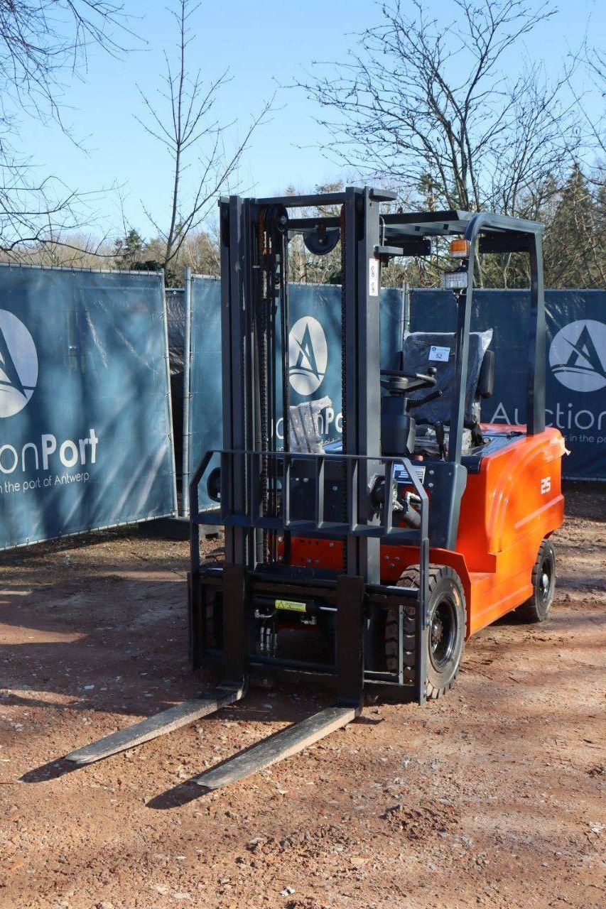 Frontstapler του τύπου Sonstige Machpro MP-E2.5, Neumaschine σε Antwerpen (Φωτογραφία 10)