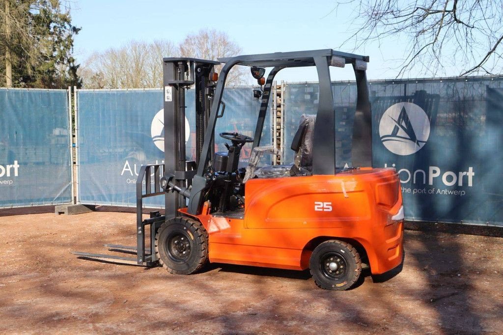 Frontstapler типа Sonstige Machpro MP-E2.5, Neumaschine в Antwerpen (Фотография 3)