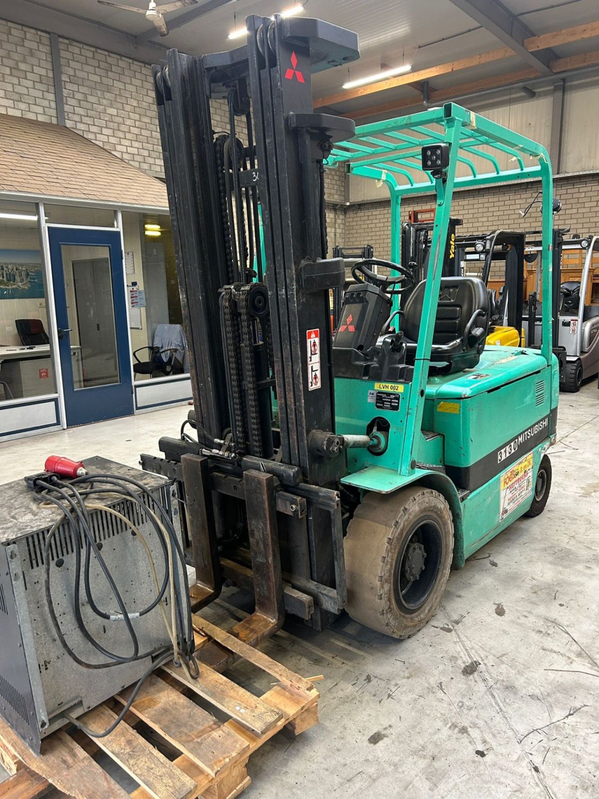 Frontstapler типа Sonstige mitsubsichi fb35k, Gebrauchtmaschine в Heythuysen (Фотография 1)