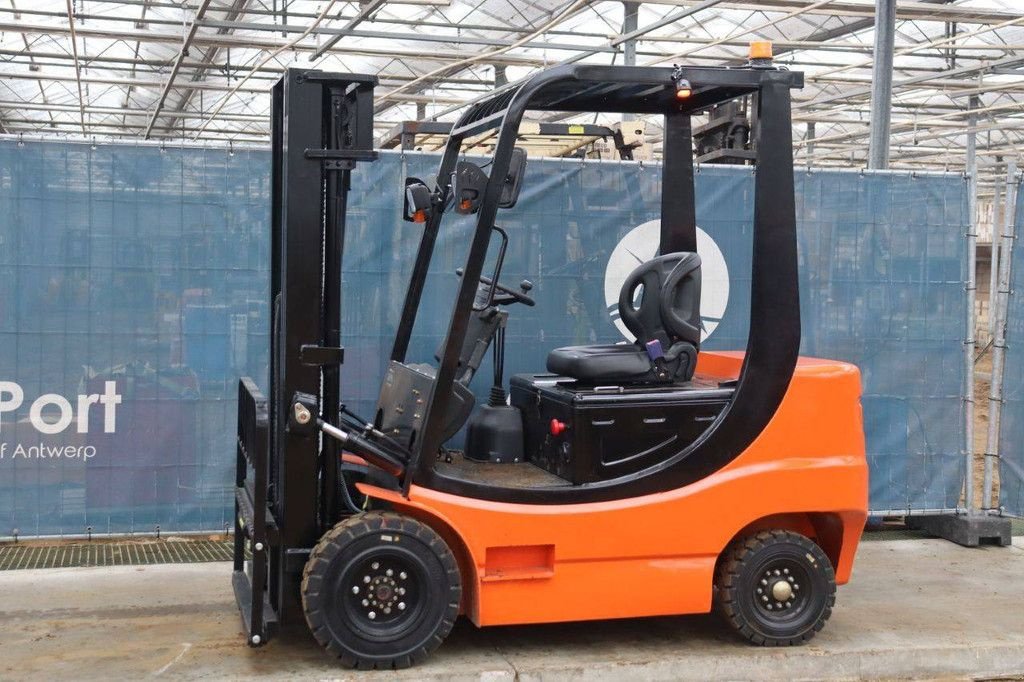 Frontstapler tip Sonstige Nycheki CPD-20, Neumaschine in Antwerpen (Poză 1)