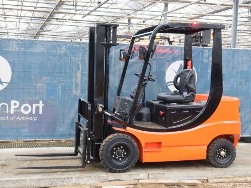 Frontstapler του τύπου Sonstige Nycheki CPD-20, Neumaschine σε Antwerpen (Φωτογραφία 1)