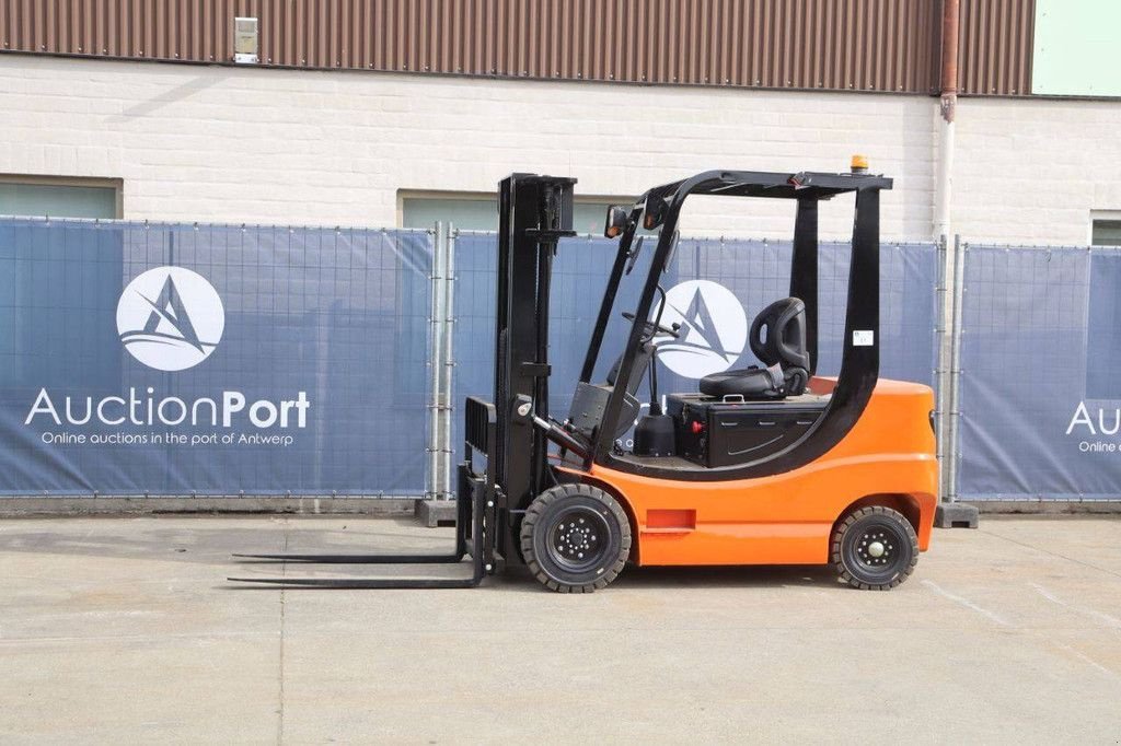 Frontstapler от тип Sonstige Nycheki CPD-20, Neumaschine в Antwerpen (Снимка 1)