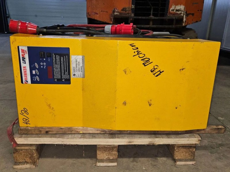 Frontstapler типа Sonstige Onbekend acculader Hawker lifeplus H.F. hoog frequentie lader, Gebrauchtmaschine в Tubbergen (Фотография 1)