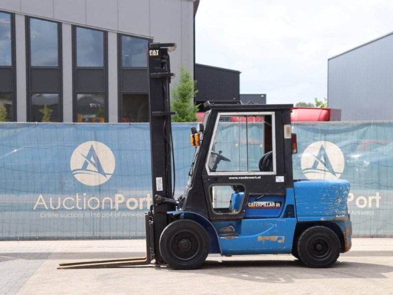 Frontstapler des Typs Sonstige Onbekend, Gebrauchtmaschine in Antwerpen (Bild 1)