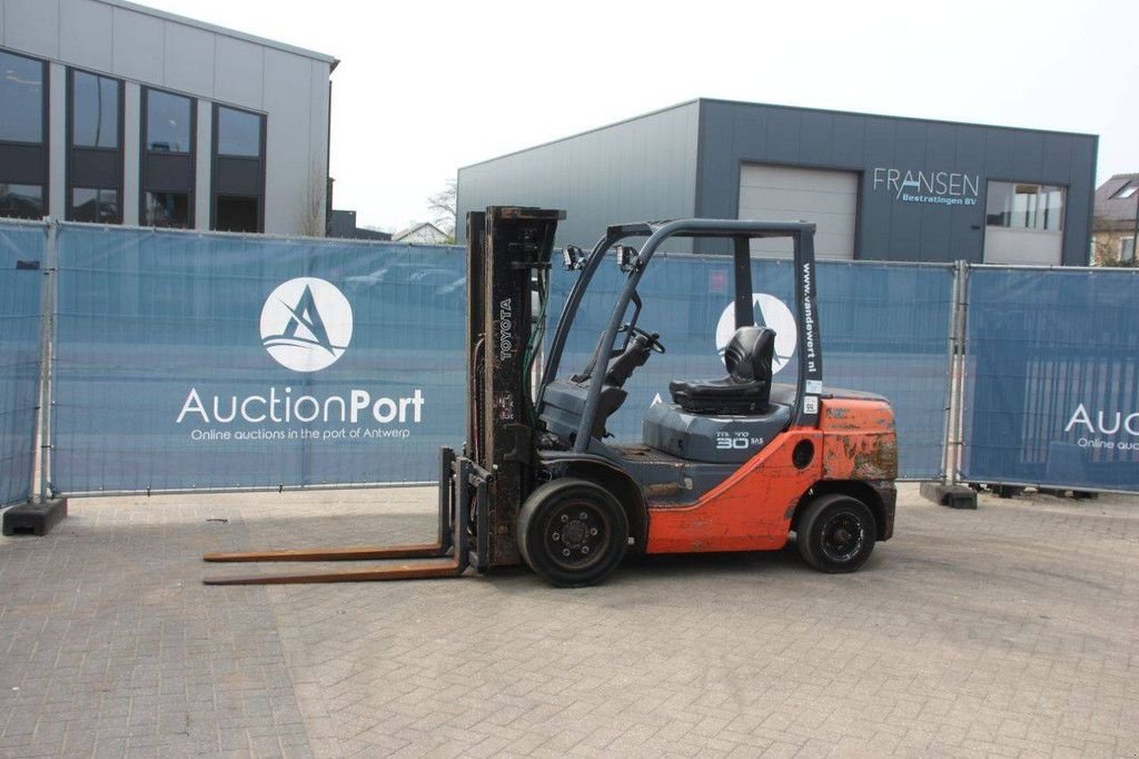 Frontstapler tipa Sonstige Onbekend, Gebrauchtmaschine u Antwerpen (Slika 1)