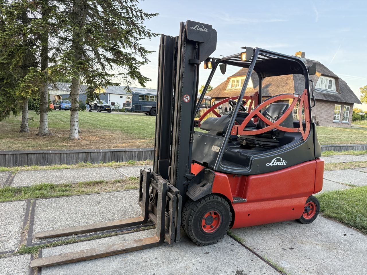 Frontstapler of the type Sonstige Overige, Gebrauchtmaschine in Hoenzadriel (Picture 9)