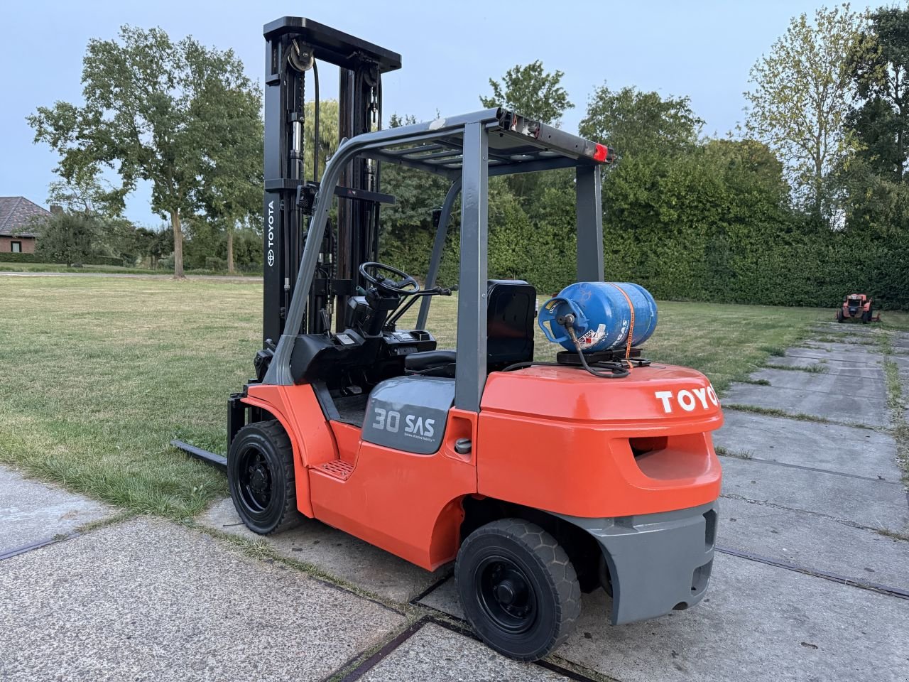 Frontstapler of the type Sonstige Overige, Gebrauchtmaschine in Hoenzadriel (Picture 3)