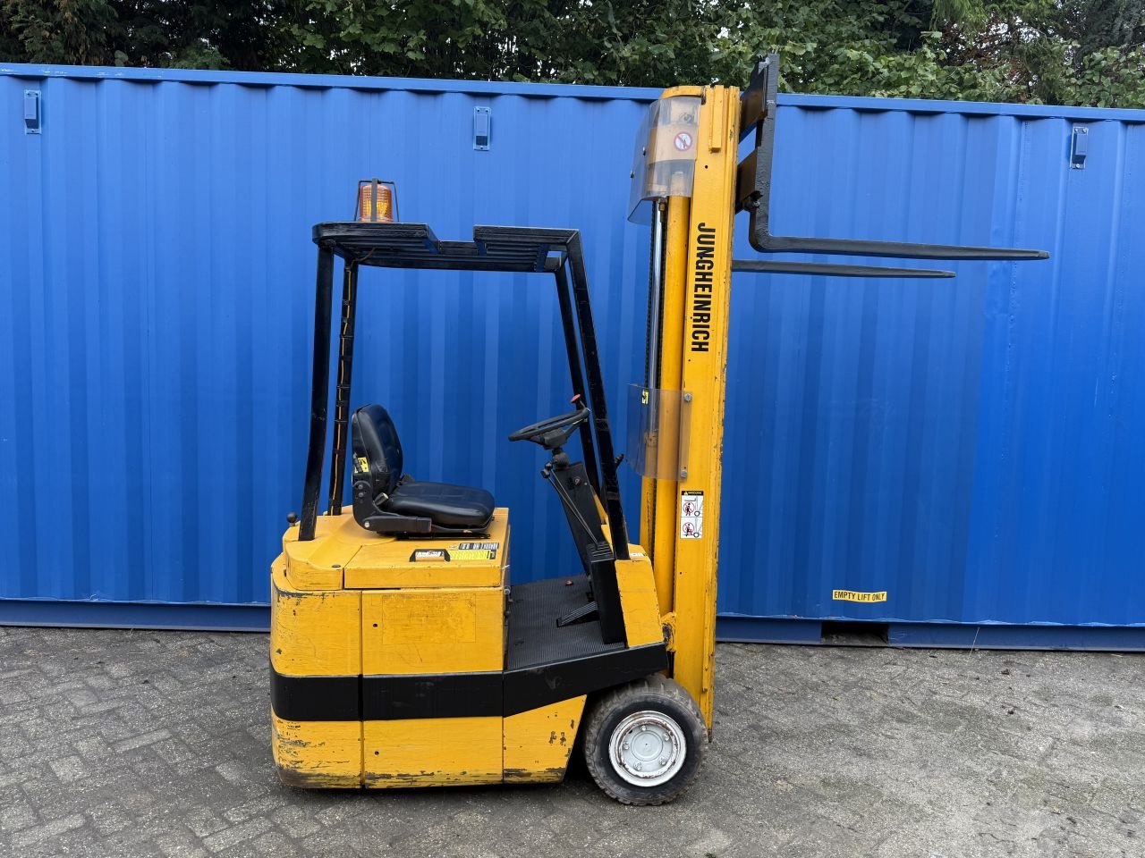 Frontstapler typu Sonstige Overige, Gebrauchtmaschine v Hoenzadriel (Obrázek 2)