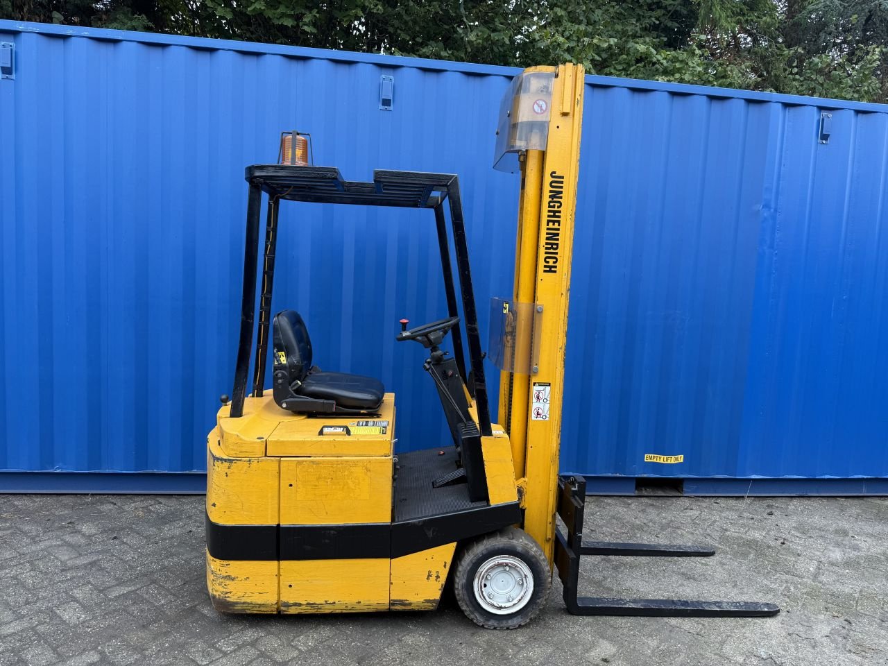 Frontstapler typu Sonstige Overige, Gebrauchtmaschine v Hoenzadriel (Obrázek 4)