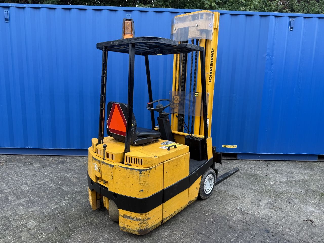 Frontstapler typu Sonstige Overige, Gebrauchtmaschine v Hoenzadriel (Obrázek 7)