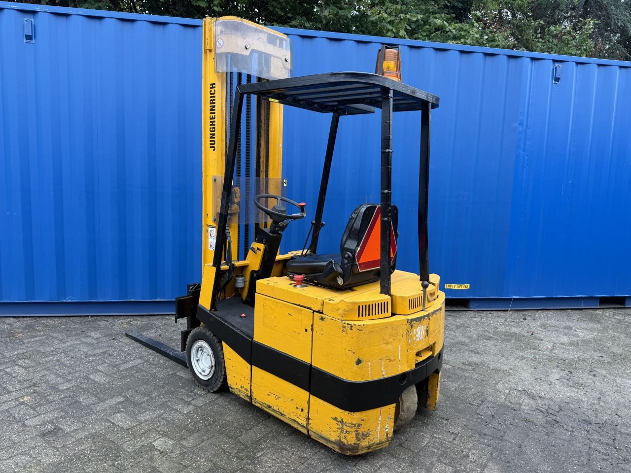 Frontstapler typu Sonstige Overige, Gebrauchtmaschine v Hoenzadriel (Obrázek 5)