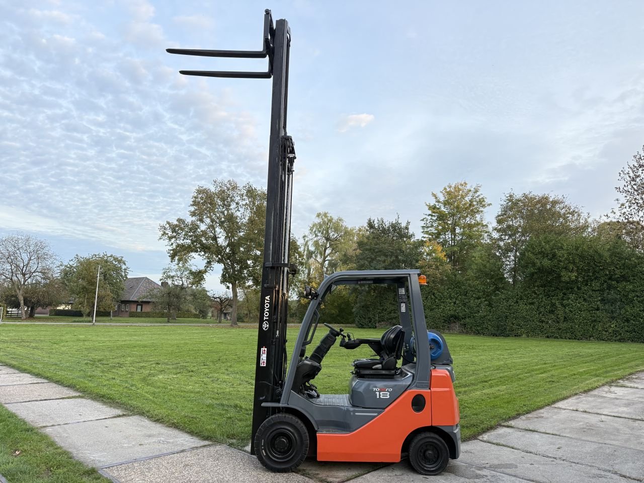 Frontstapler του τύπου Sonstige Overige, Gebrauchtmaschine σε Hoenzadriel (Φωτογραφία 8)