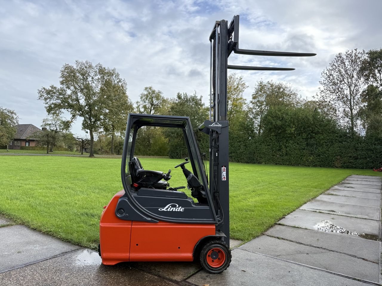 Frontstapler of the type Sonstige Overige, Gebrauchtmaschine in Hoenzadriel (Picture 5)