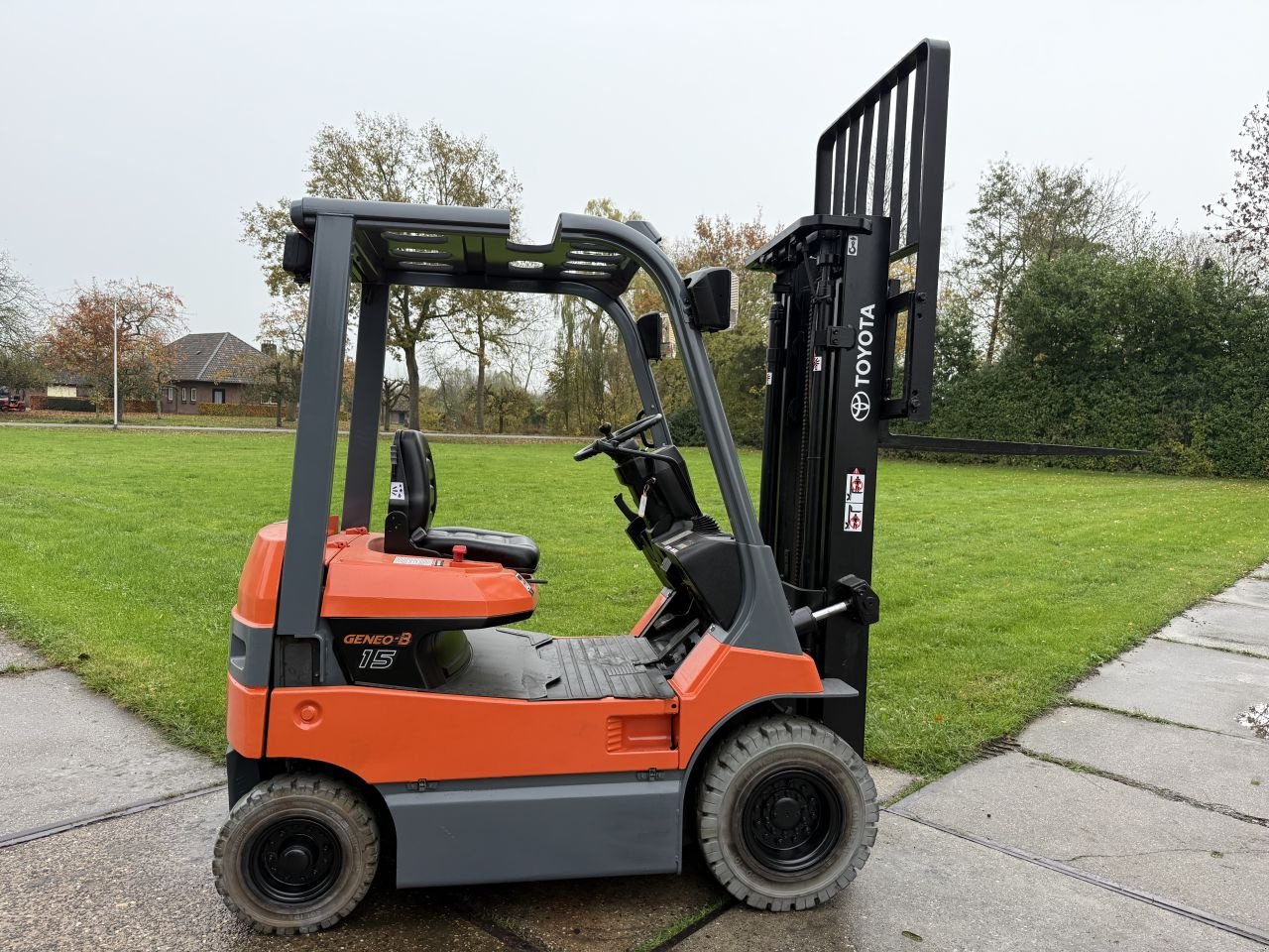 Frontstapler типа Sonstige Overige, Gebrauchtmaschine в Hoenzadriel (Фотография 2)