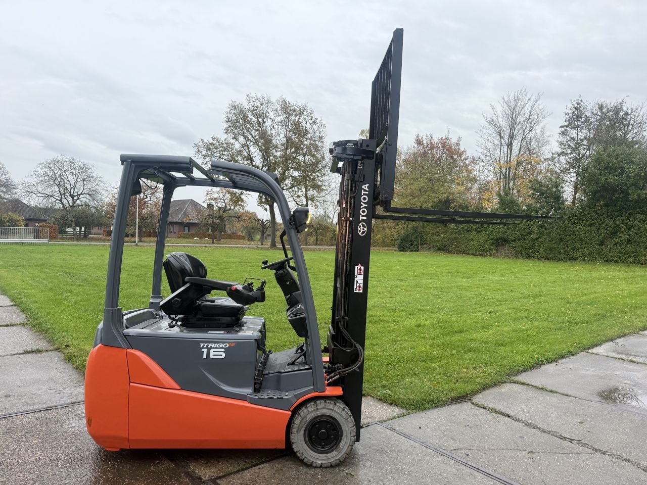 Frontstapler of the type Sonstige Overige, Gebrauchtmaschine in Hoenzadriel (Picture 2)