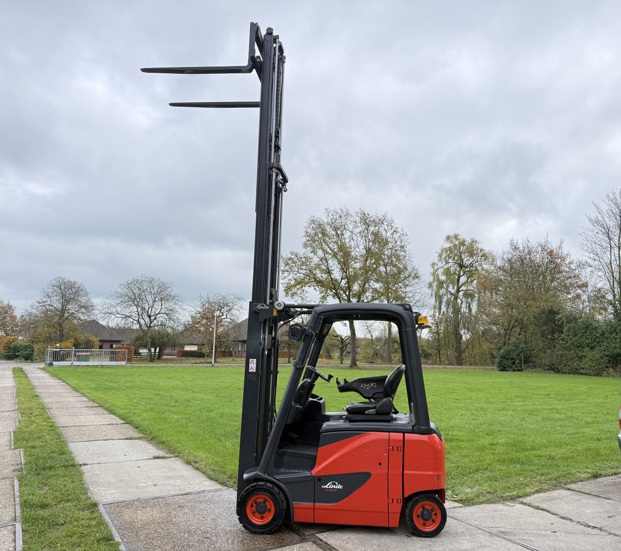 Frontstapler des Typs Sonstige Overige, Gebrauchtmaschine in Hoenzadriel (Bild 8)