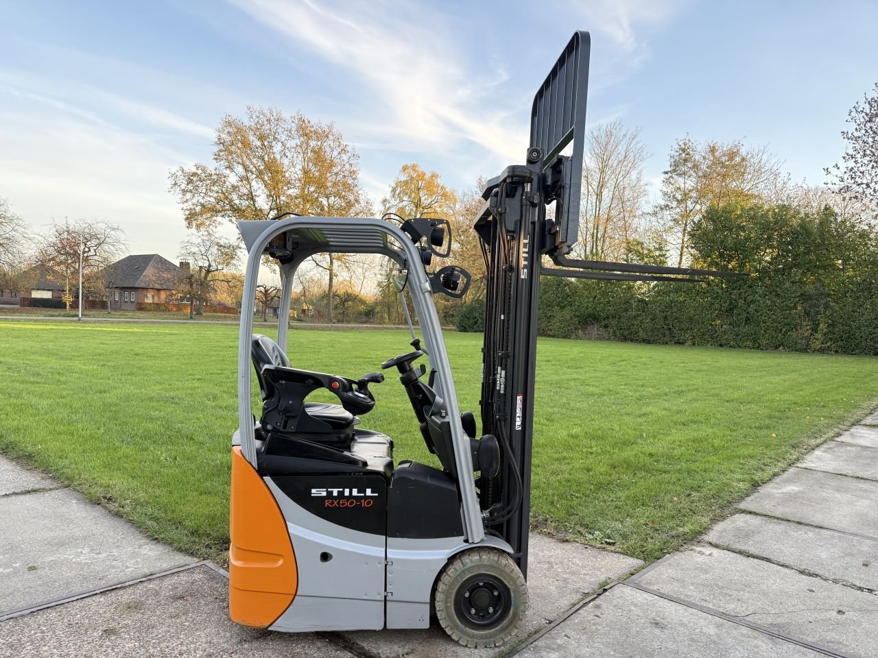 Frontstapler of the type Sonstige Overige, Gebrauchtmaschine in Hoenzadriel (Picture 2)