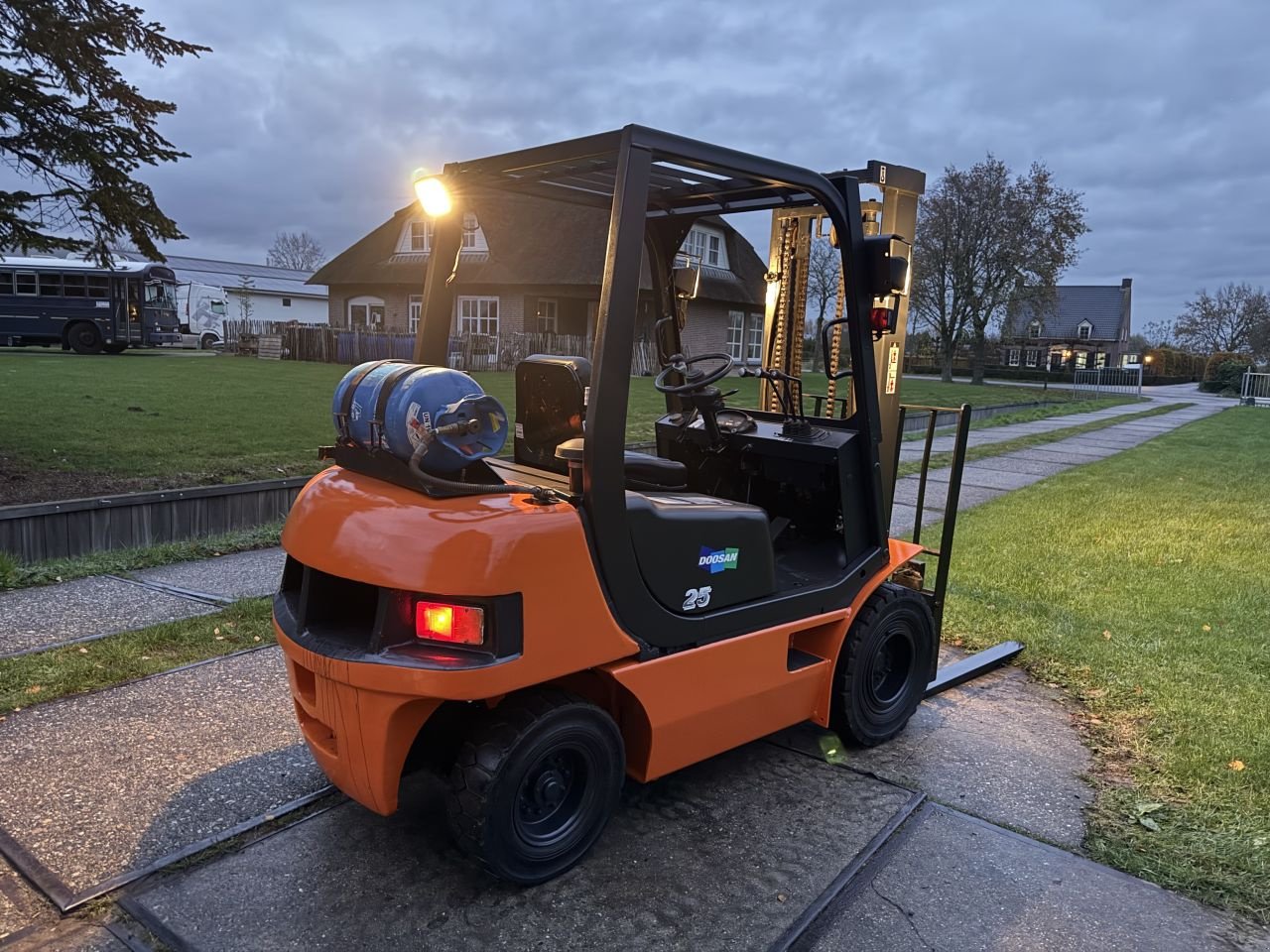 Frontstapler za tip Sonstige Overige, Gebrauchtmaschine u Hoenzadriel (Slika 4)