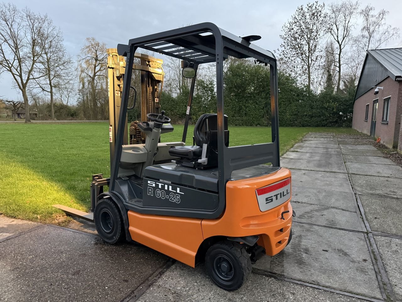 Frontstapler of the type Sonstige Overige, Gebrauchtmaschine in Hoenzadriel (Picture 5)