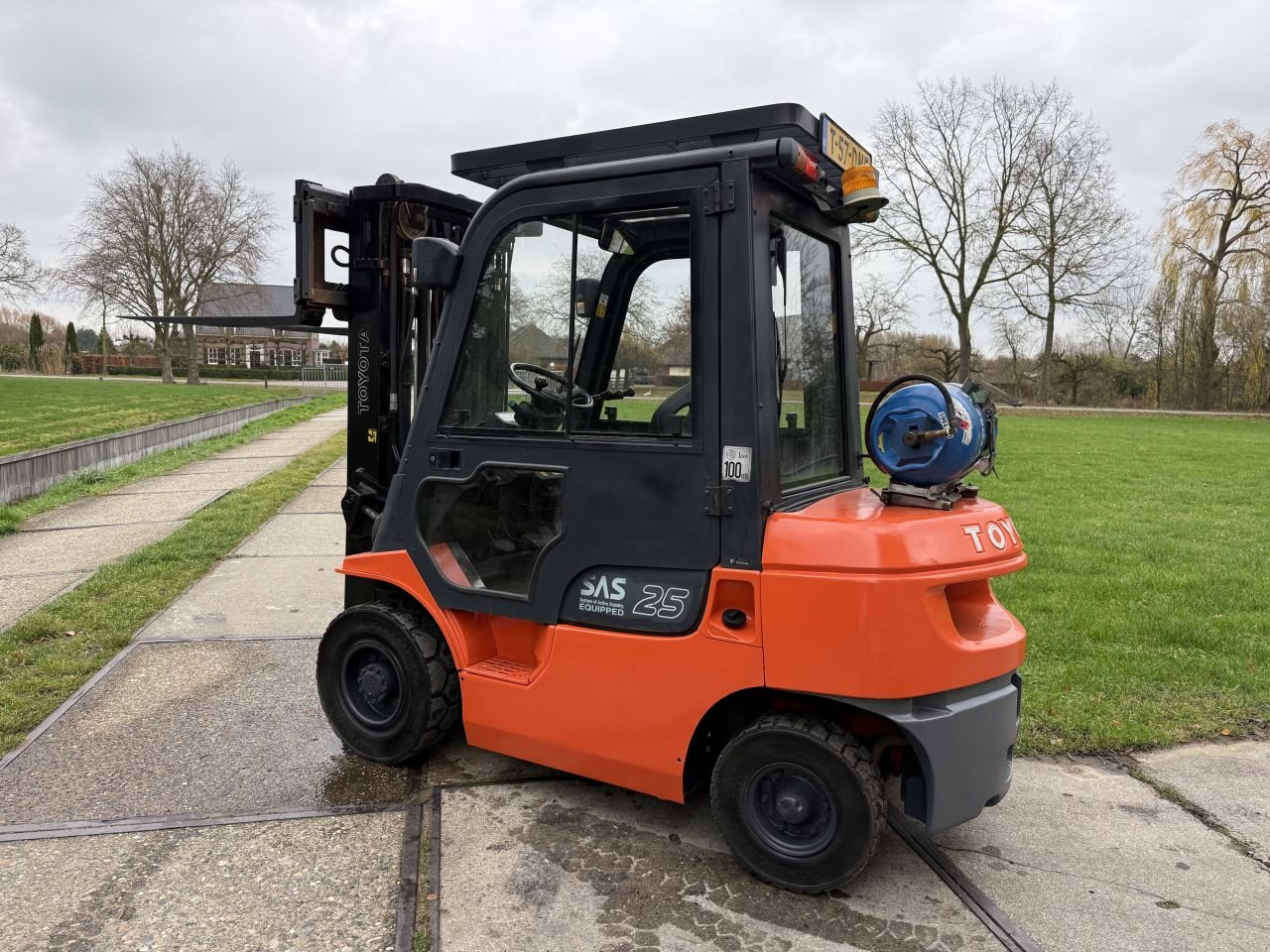 Frontstapler of the type Sonstige Overige, Gebrauchtmaschine in Hoenzadriel (Picture 1)