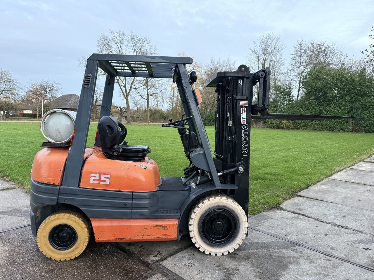 Frontstapler of the type Sonstige Overige, Gebrauchtmaschine in Hoenzadriel (Picture 2)