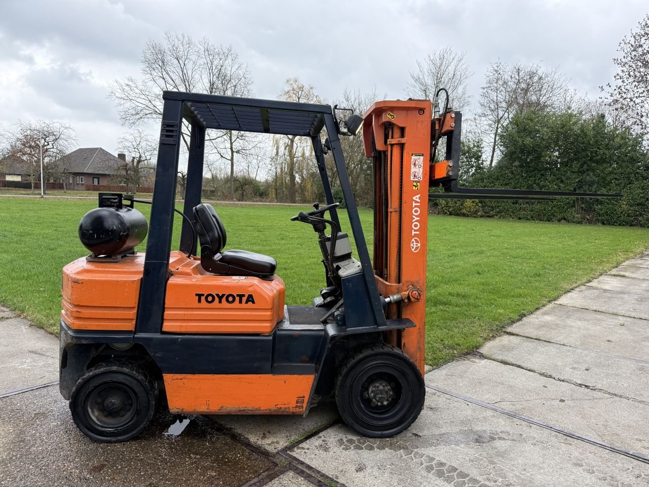 Frontstapler of the type Sonstige Overige, Gebrauchtmaschine in Hoenzadriel (Picture 2)