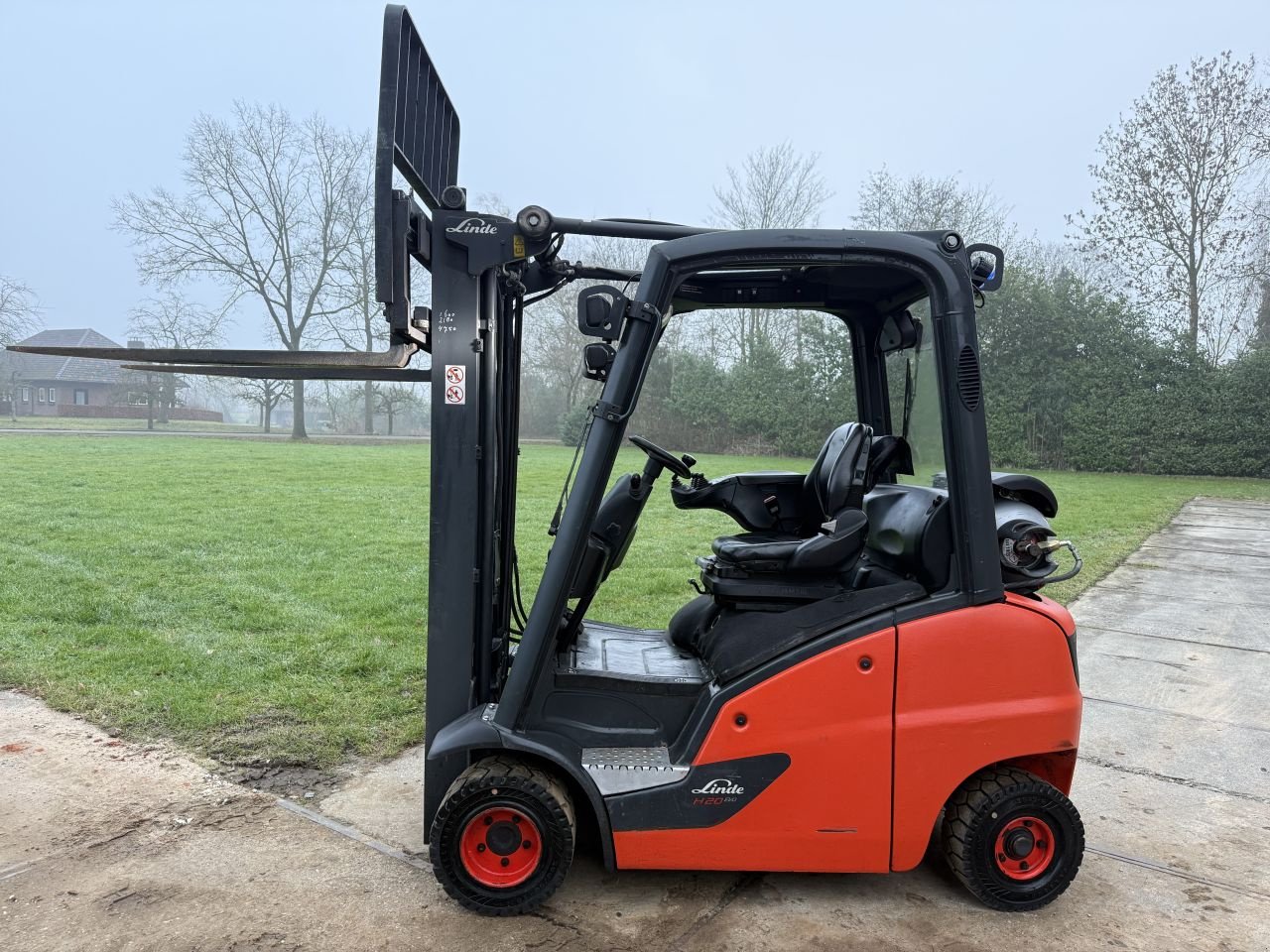 Frontstapler типа Sonstige Overige, Gebrauchtmaschine в Hoenzadriel (Фотография 1)