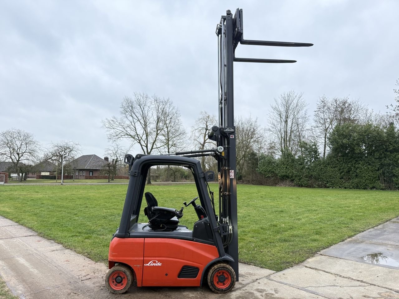 Frontstapler типа Sonstige Overige, Gebrauchtmaschine в Hoenzadriel (Фотография 9)