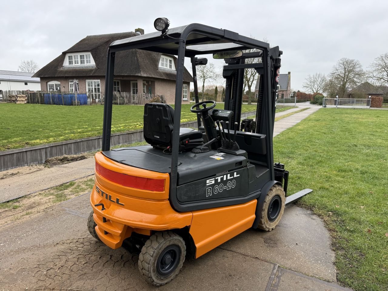 Frontstapler типа Sonstige Overige, Gebrauchtmaschine в Hoenzadriel (Фотография 4)