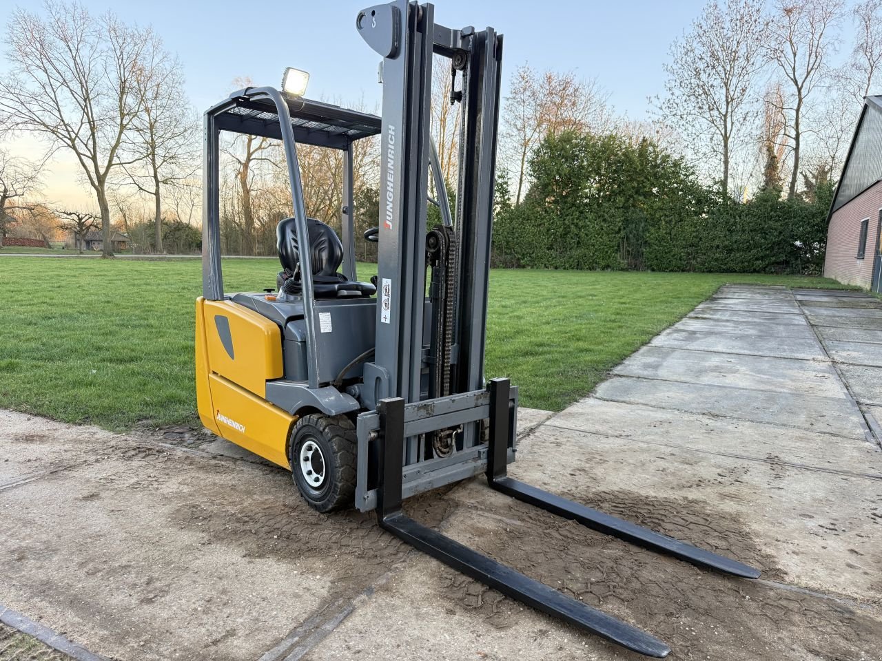 Frontstapler tip Sonstige Overige, Gebrauchtmaschine in Hoenzadriel (Poză 8)