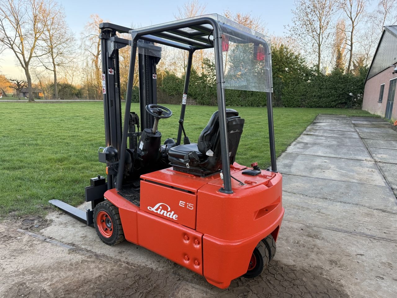 Frontstapler типа Sonstige Overige, Gebrauchtmaschine в Hoenzadriel (Фотография 5)