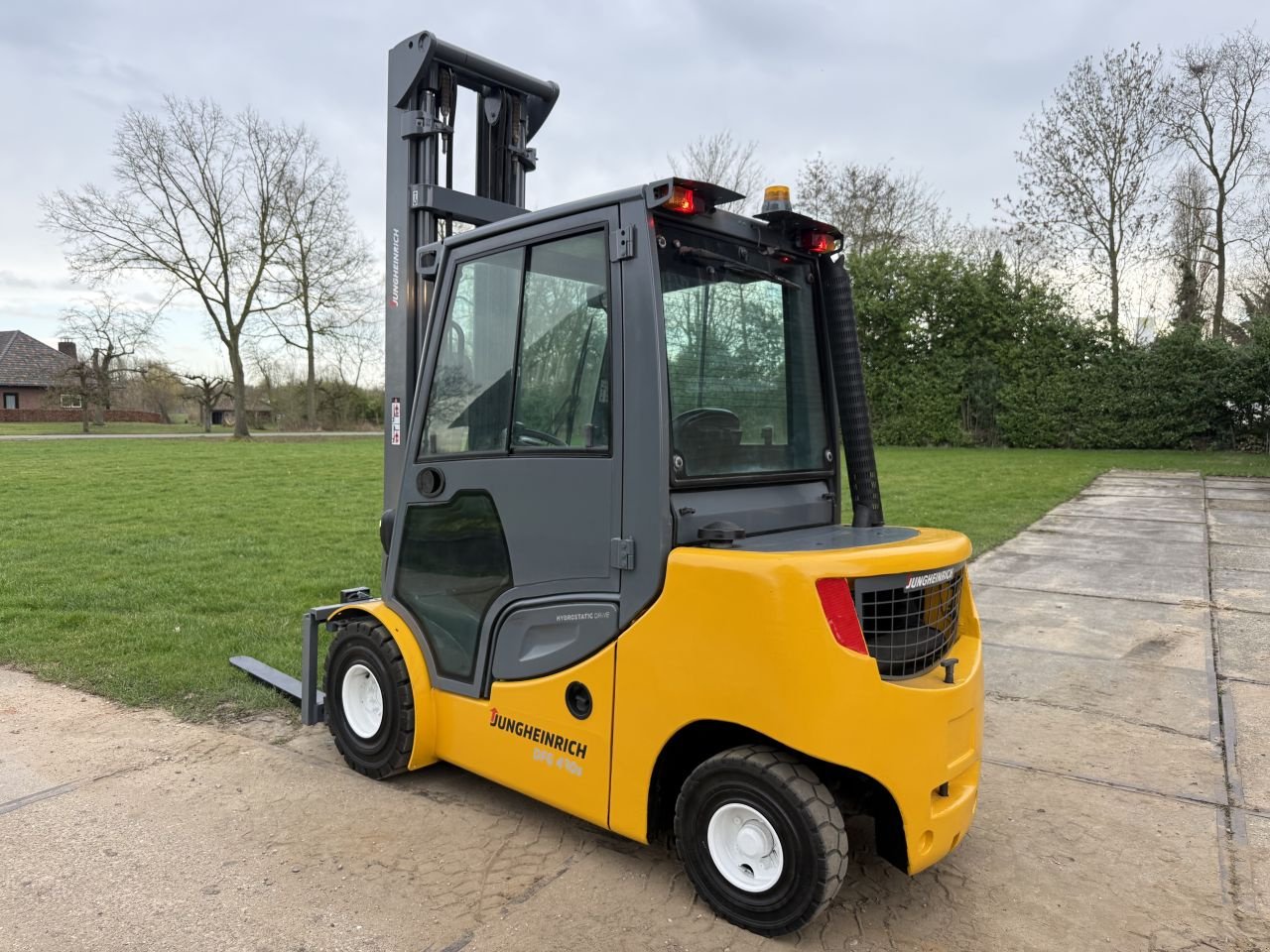 Frontstapler типа Sonstige Overige, Gebrauchtmaschine в Hoenzadriel (Фотография 5)