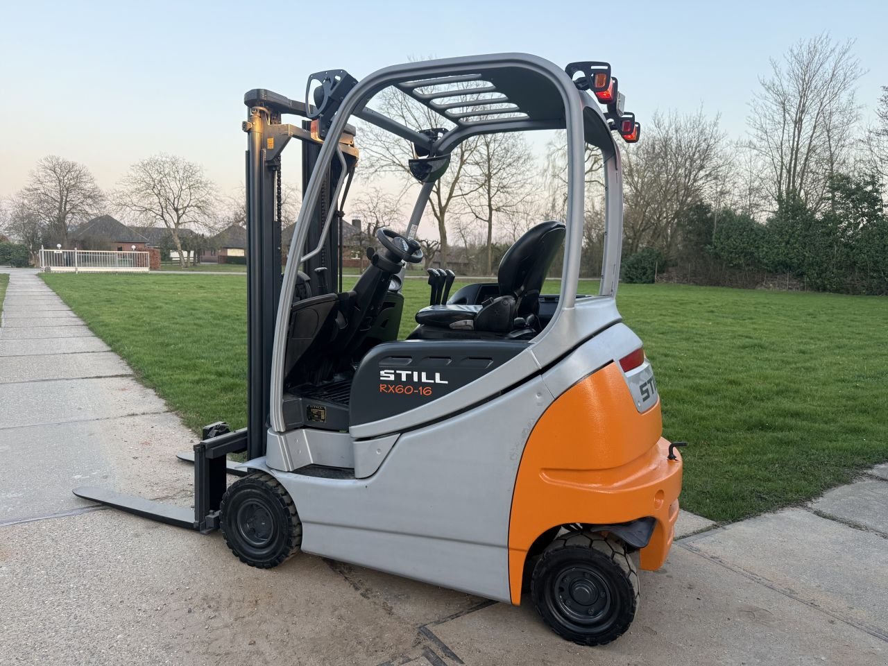 Frontstapler типа Sonstige Overige, Gebrauchtmaschine в Hoenzadriel (Фотография 5)