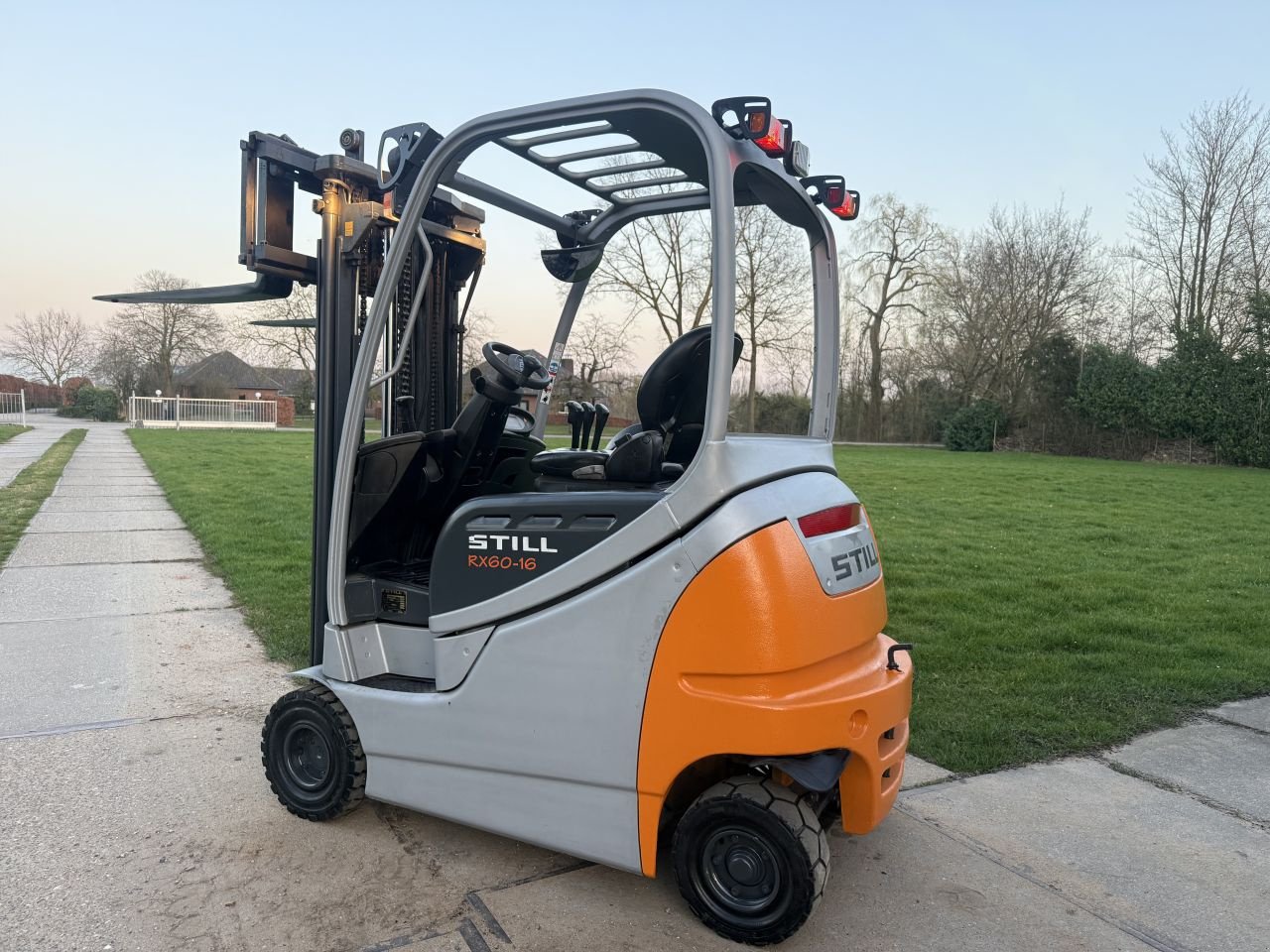 Frontstapler типа Sonstige Overige, Gebrauchtmaschine в Hoenzadriel (Фотография 8)