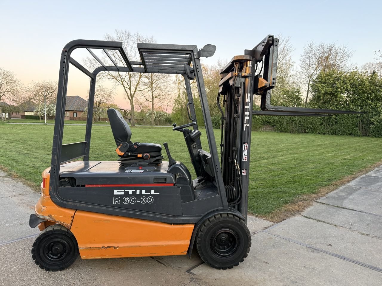 Frontstapler del tipo Sonstige Overige, Gebrauchtmaschine In Hoenzadriel (Immagine 2)