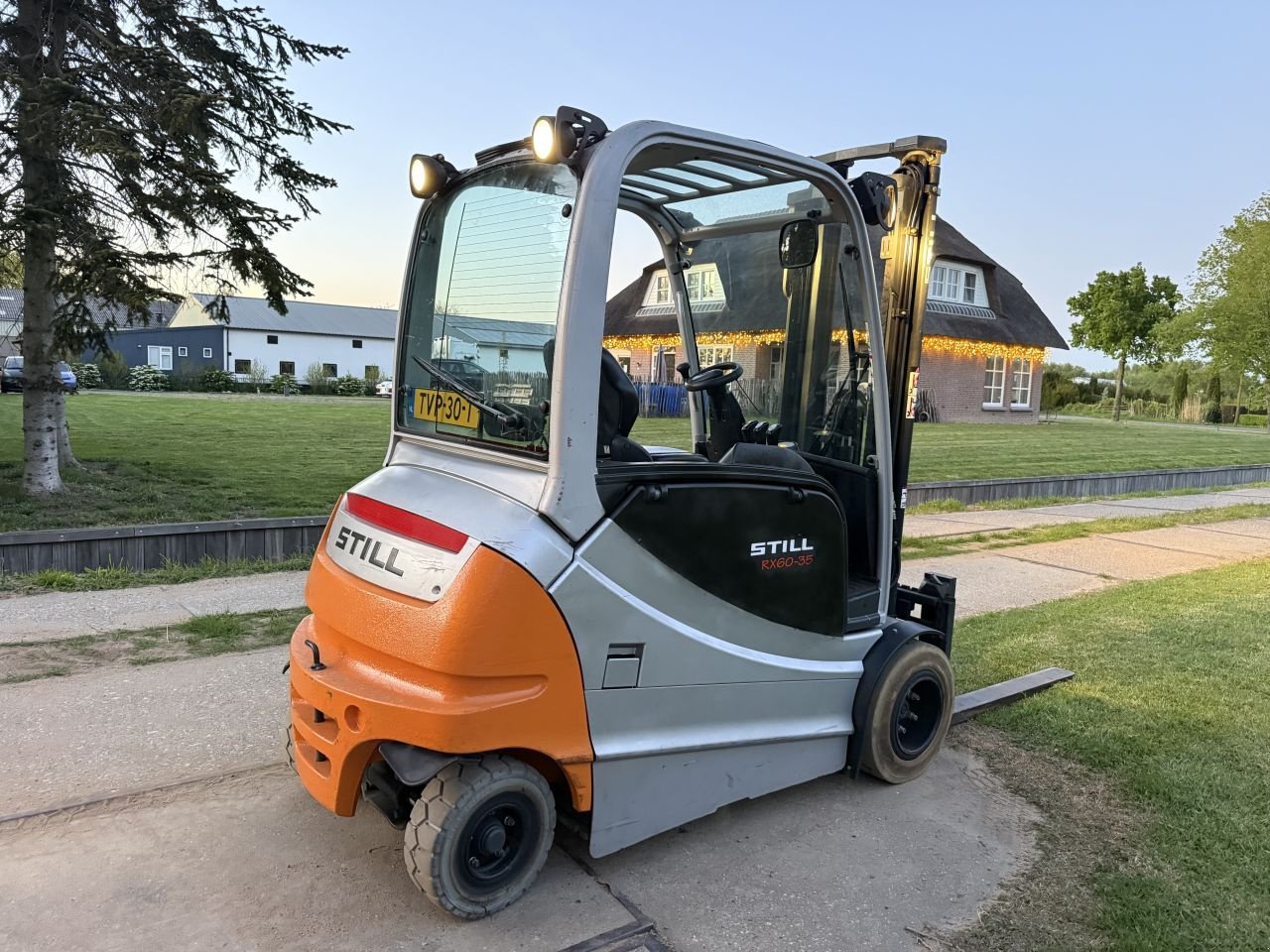 Frontstapler του τύπου Sonstige Overige, Gebrauchtmaschine σε Hoenzadriel (Φωτογραφία 2)