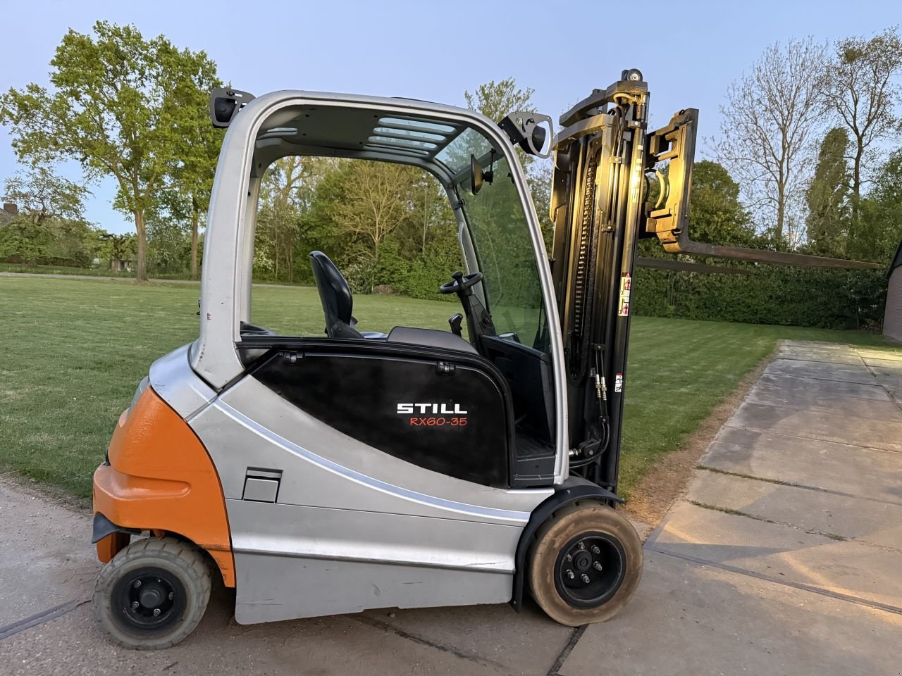 Frontstapler του τύπου Sonstige Overige, Gebrauchtmaschine σε Hoenzadriel (Φωτογραφία 4)