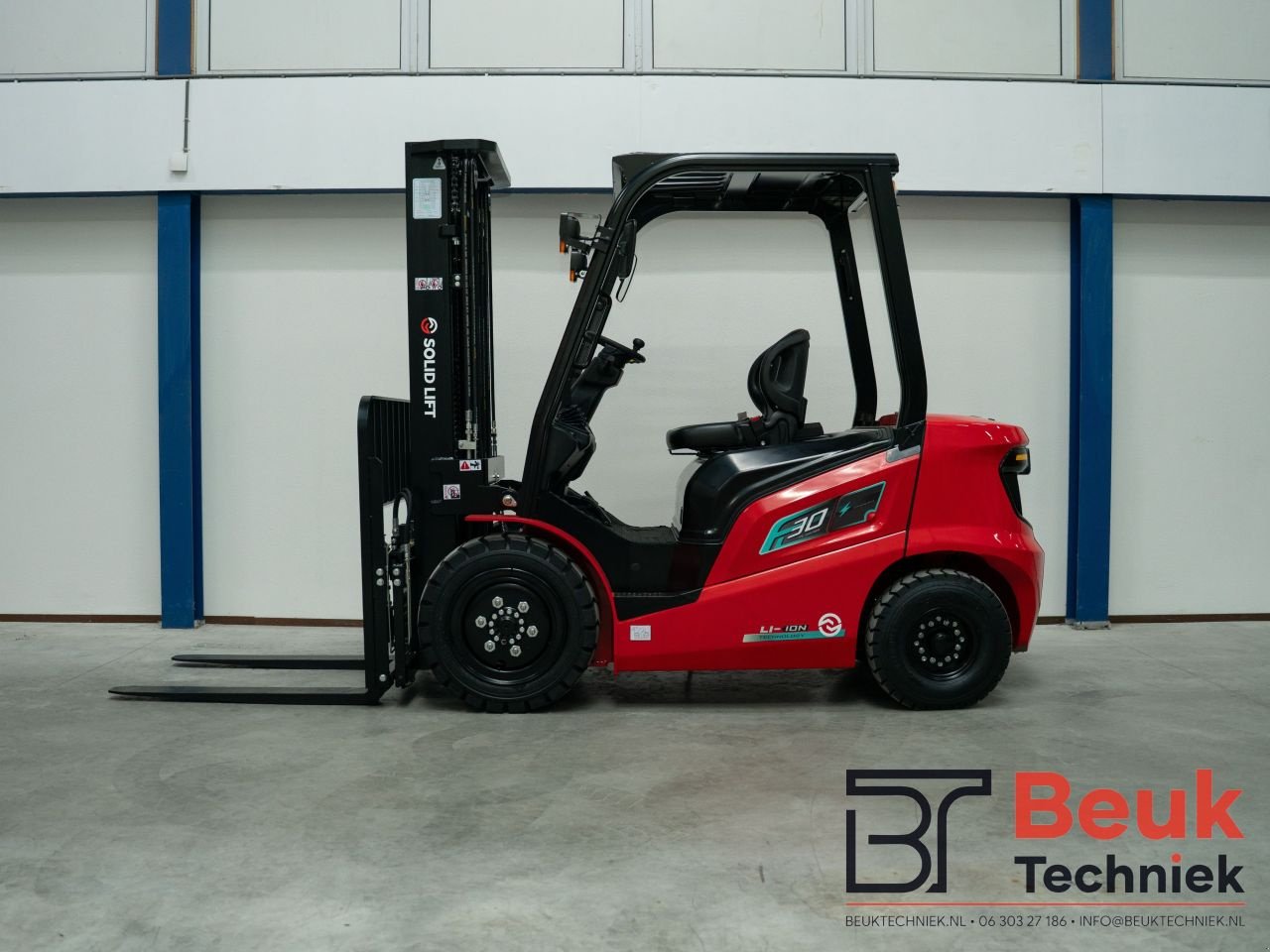 Frontstapler του τύπου Sonstige SOLID LIFT FL-30, Neumaschine σε LUNTEREN (Φωτογραφία 2)