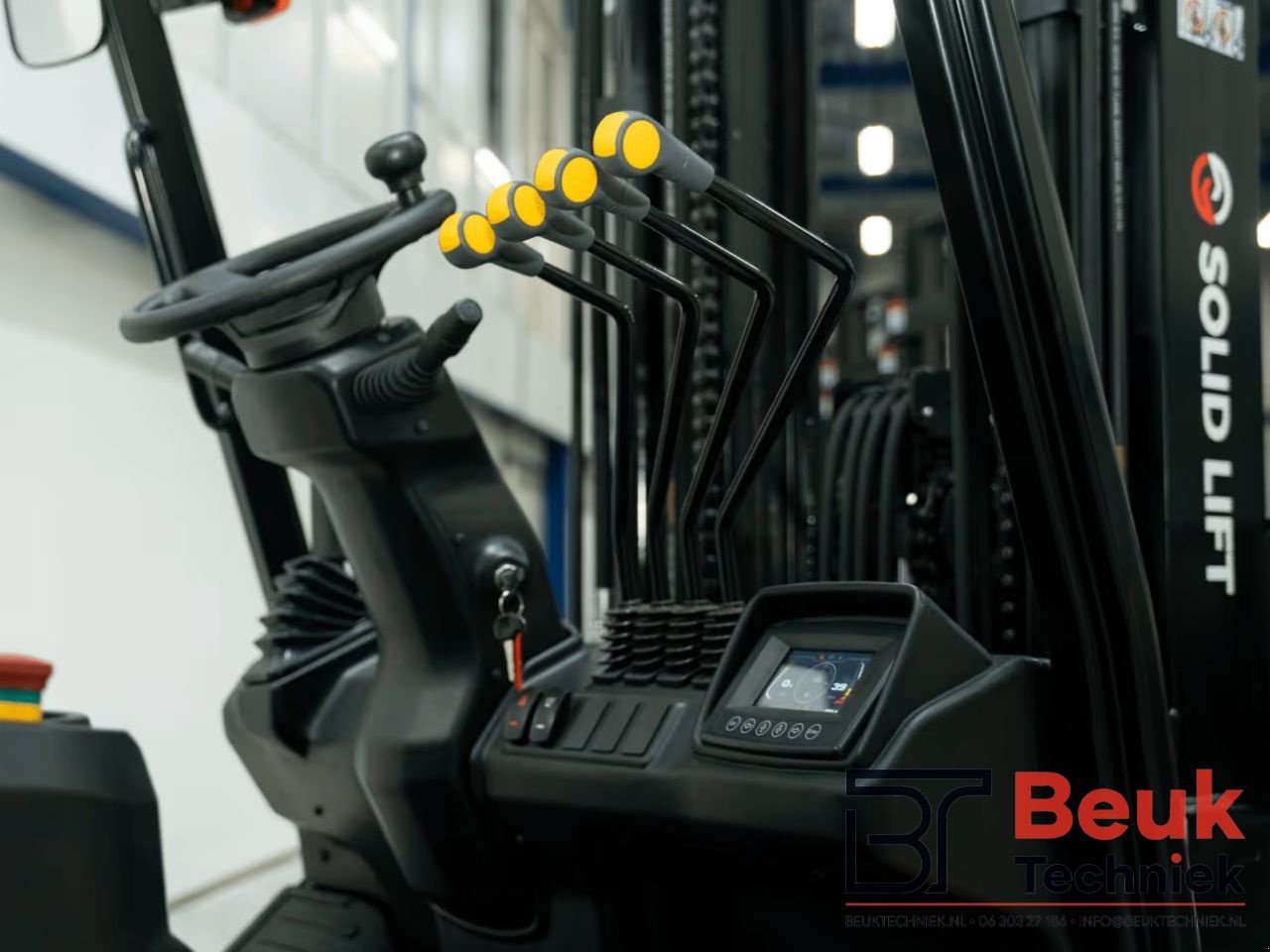 Frontstapler του τύπου Sonstige SOLID LIFT FL-30, Neumaschine σε LUNTEREN (Φωτογραφία 8)