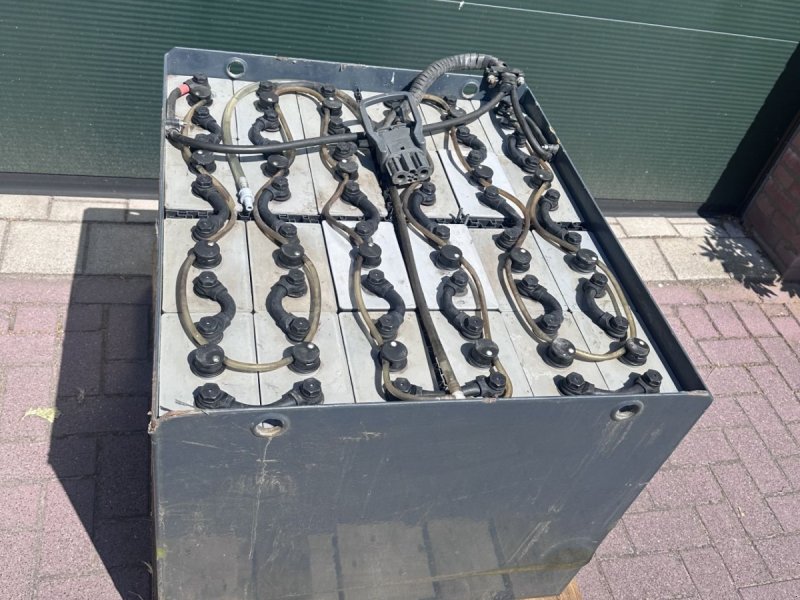 Frontstapler del tipo Sonstige Sunlight 750Ah, Gebrauchtmaschine en Reusel (Imagen 1)