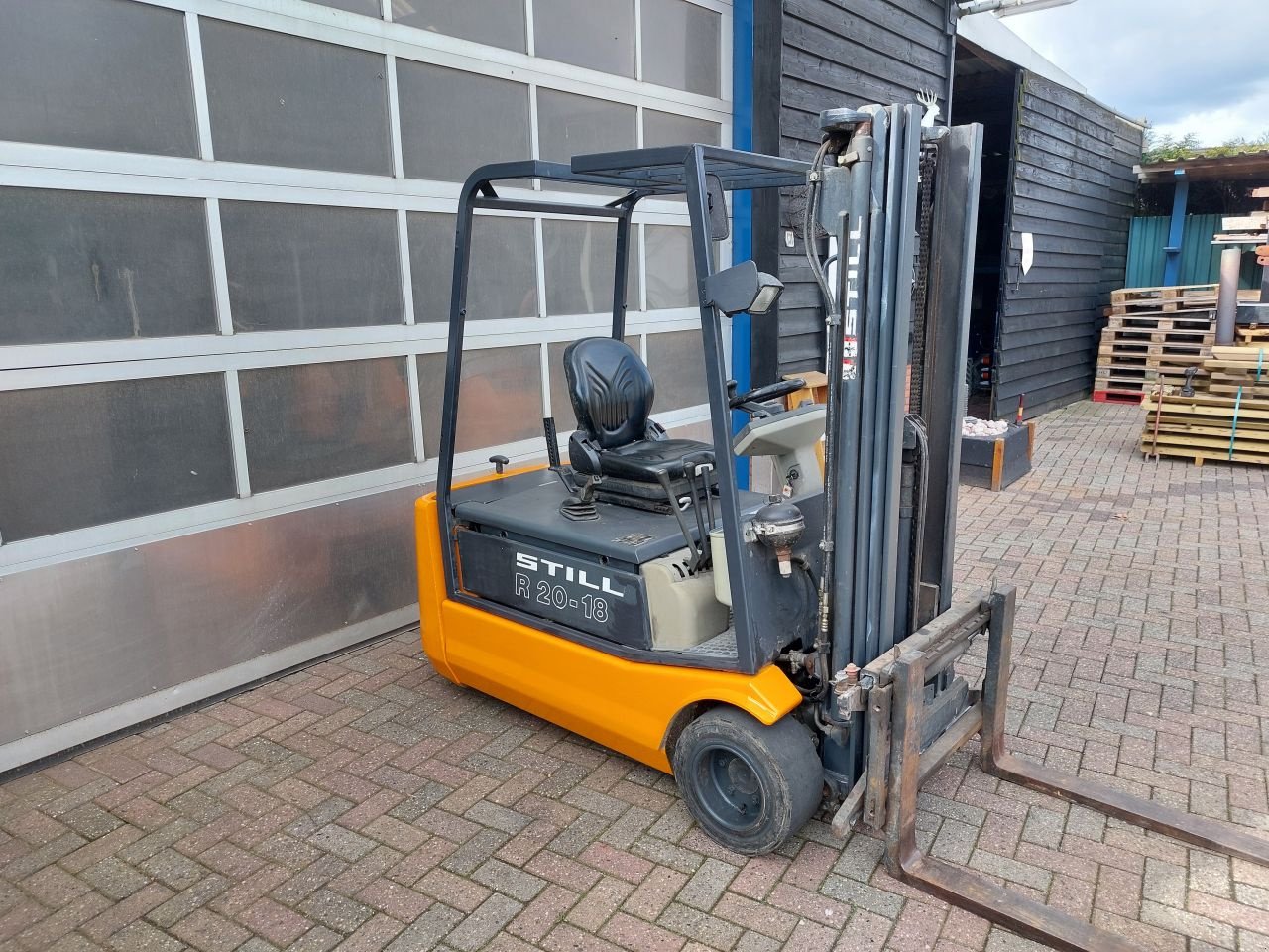 Frontstapler του τύπου Still R20-18 triplex sideshift, Gebrauchtmaschine σε Harskamp (Φωτογραφία 4)