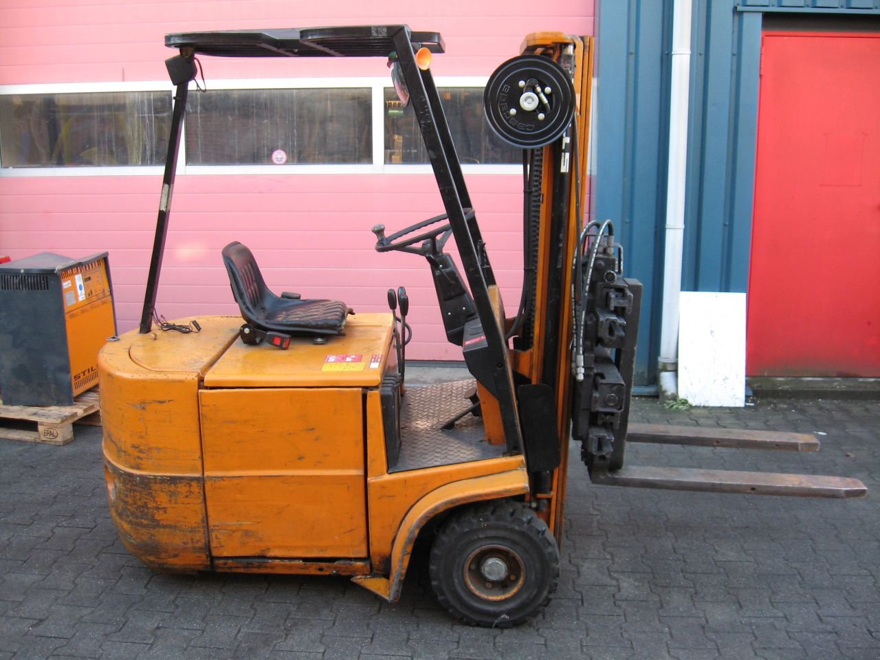 Frontstapler del tipo Still R50-15, Gebrauchtmaschine In Oldenzaal (Immagine 1)